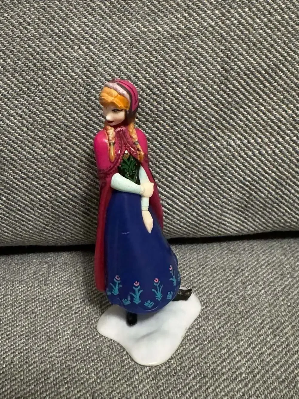 5PC Disney Frozen Figurine Set Featuring Anna, Kristoff, Hans, Olaf,  Rock troll